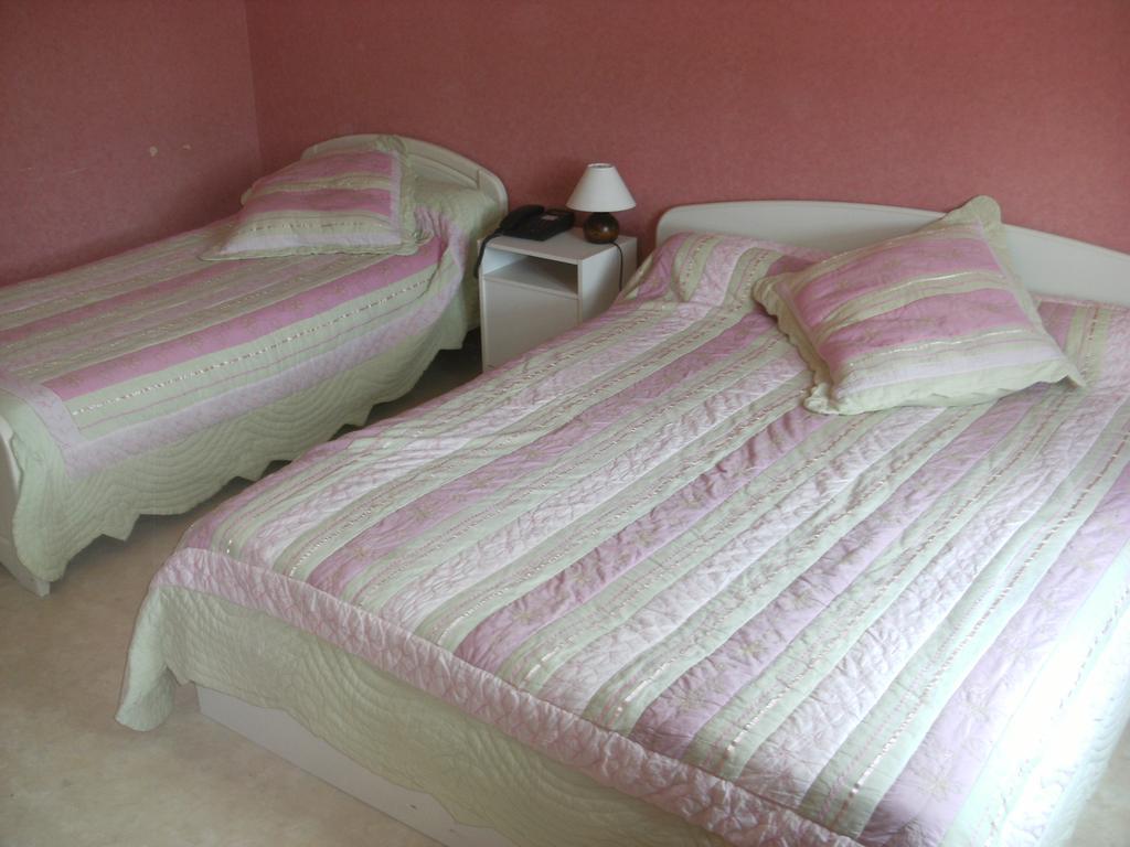 Les Confins Du Perche Hotel Tuffe Bilik gambar